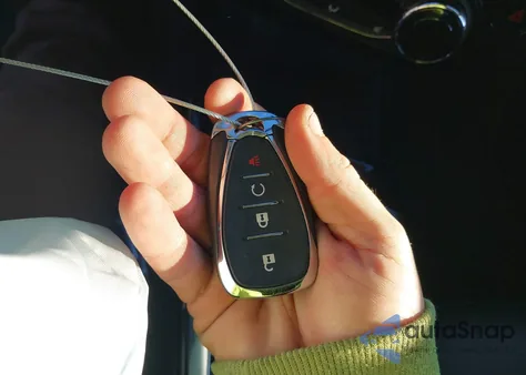 2024 Chevrolet Trax Fwd Activ z USA, uszkodzony, nr VIN KL77LKE24RC212453